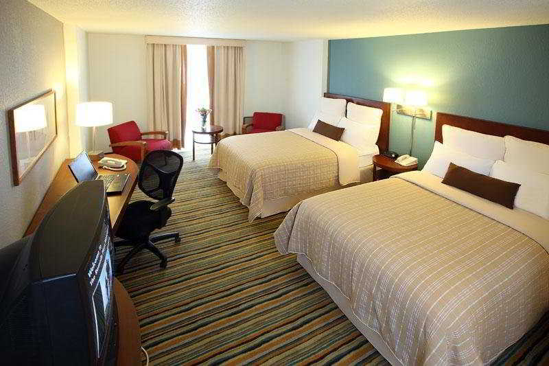 Delta Hotels By Marriott Minneapolis Northeast Номер фото