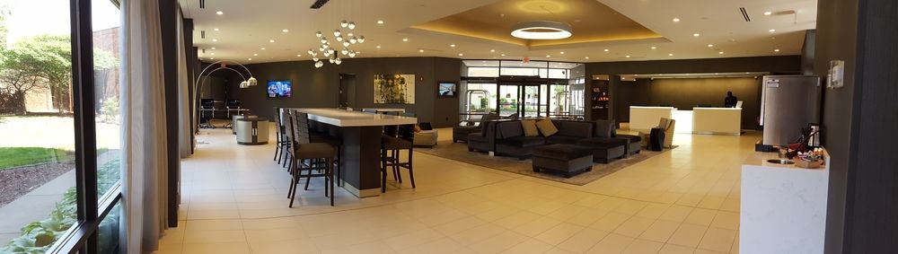 Delta Hotels By Marriott Minneapolis Northeast Экстерьер фото